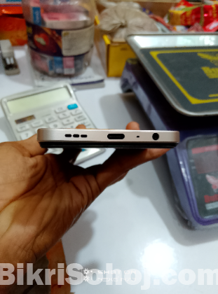 Oppo F21 pro